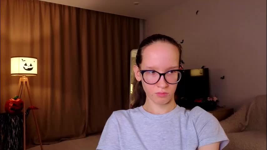 lynettebails Adult Chat November 9, 2025