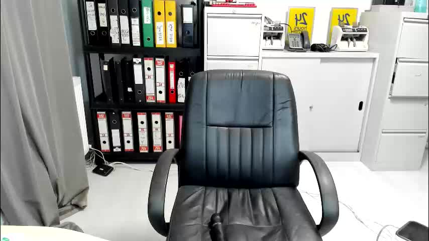 sassytiff Adult Chat November 9, 2025