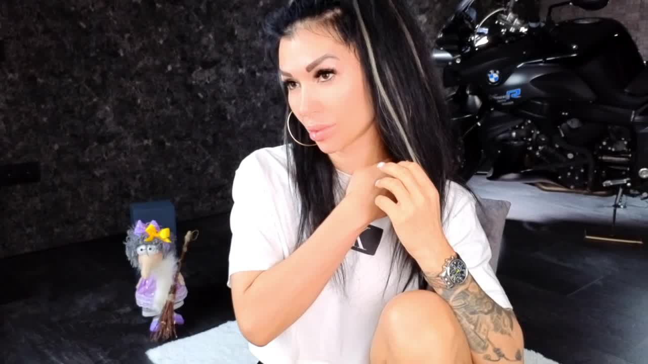 -BABAYAGA- Adult Chat November 9, 2025