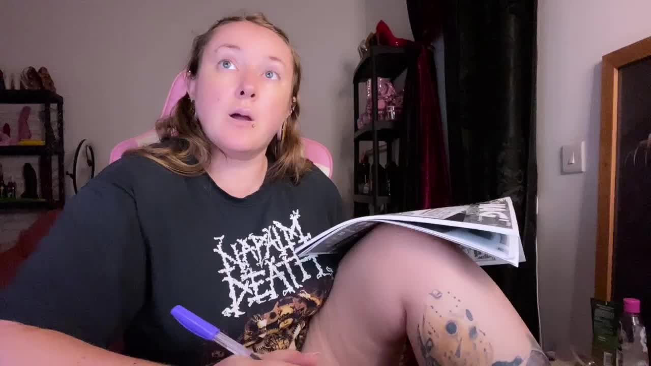 NylonQueen Adult Chat November 9, 2025