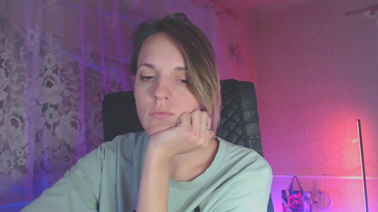 Babymuro4ka Adult Chat November 9, 2025