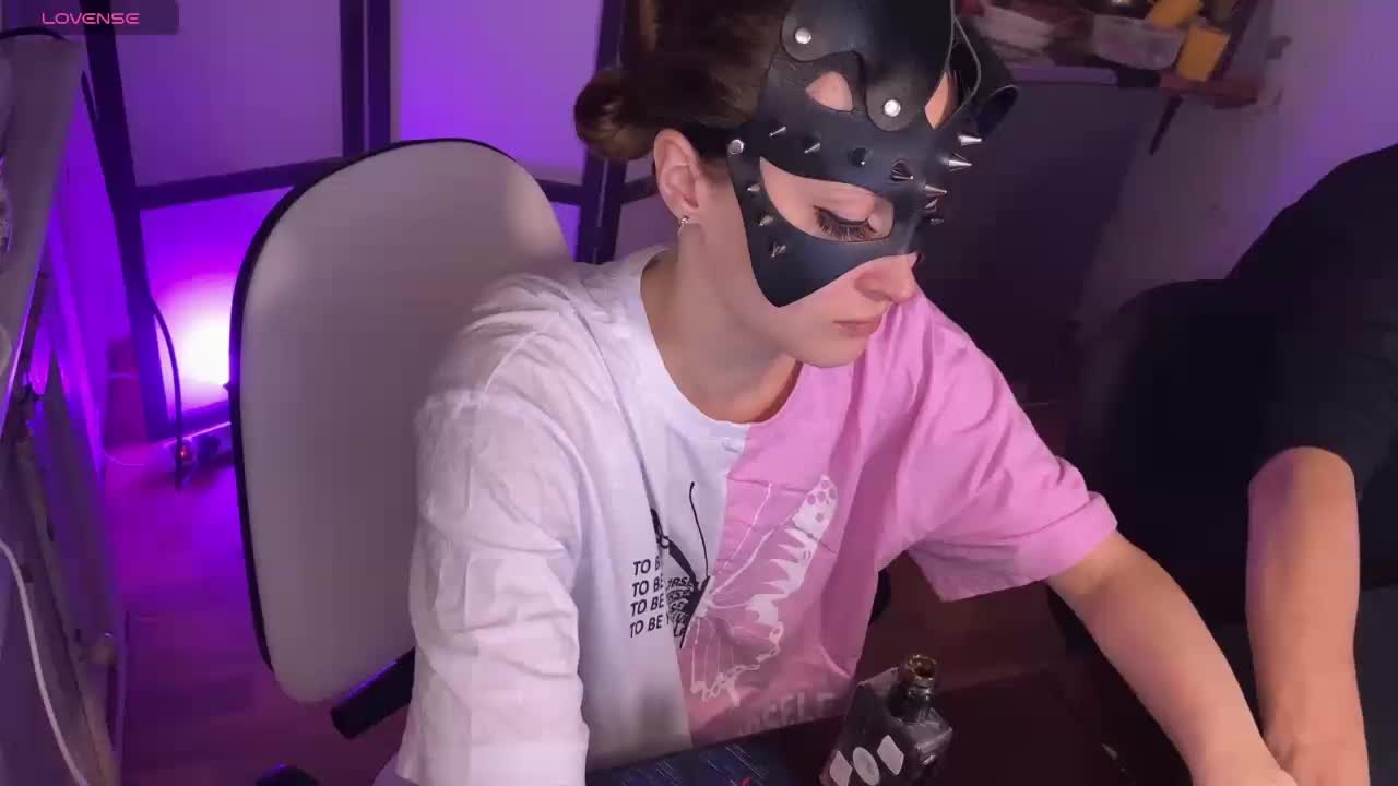 cutemilana_sw Adult Chat November 9, 2025