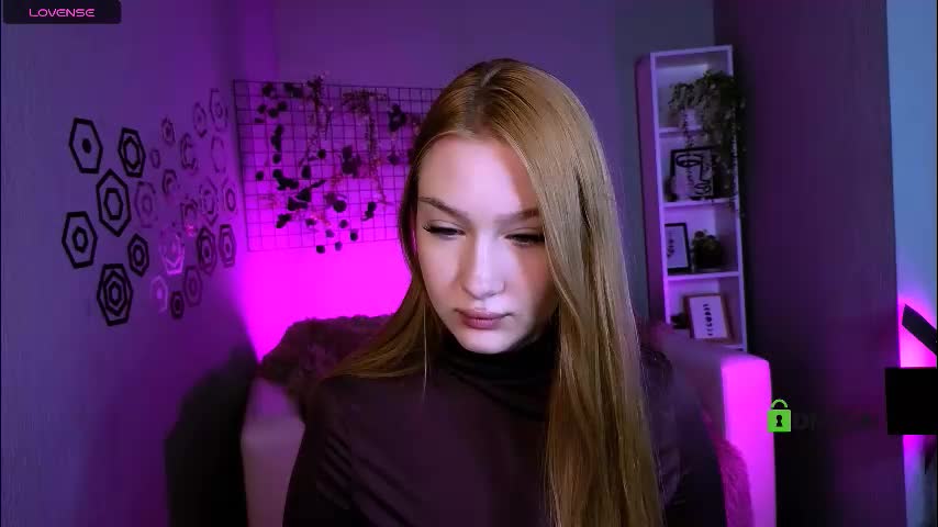 playful_sophie Adult Chat November 9, 2025