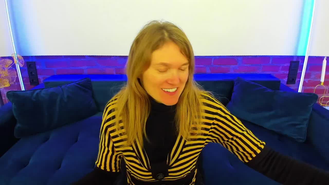 Annabel-xxx Adult Chat November 9, 2025