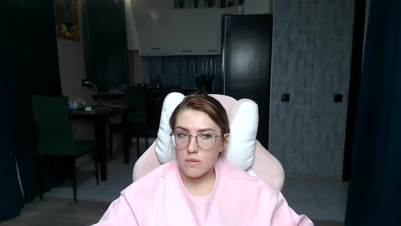 Regimasmile Adult Chat November 9, 2025