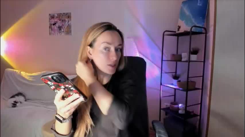 save_the_qween Adult Chat November 9, 2025