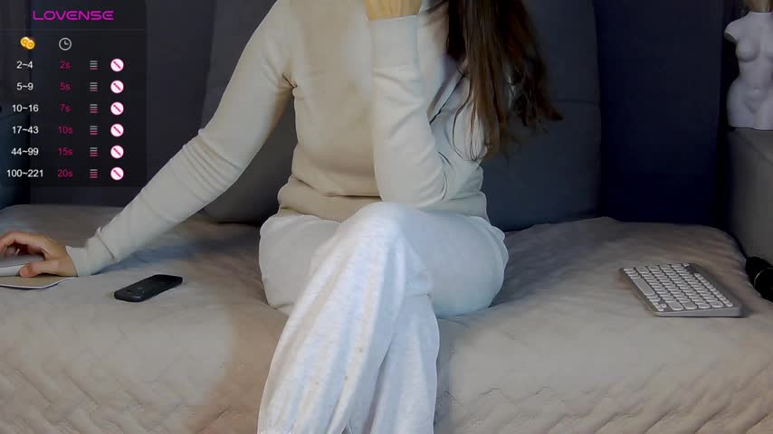 -Smetanka- Adult Chat November 9, 2025