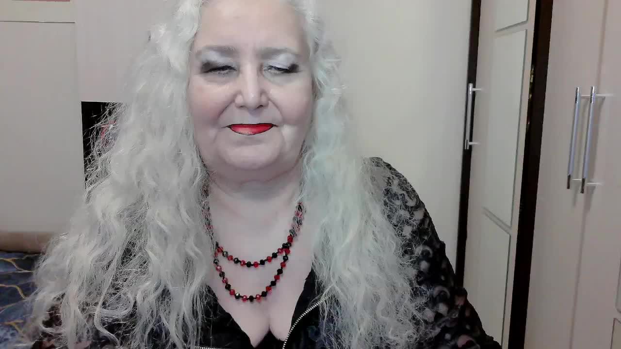 GrannyWants Adult Chat November 9, 2025