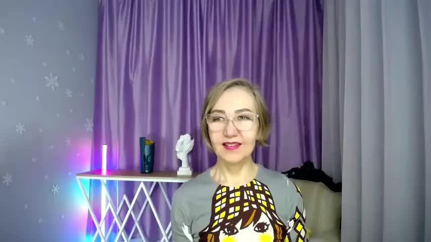 queen_a_n_i Adult Chat November 9, 2025