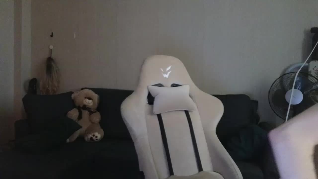 mali- Adult Chat November 9, 2025