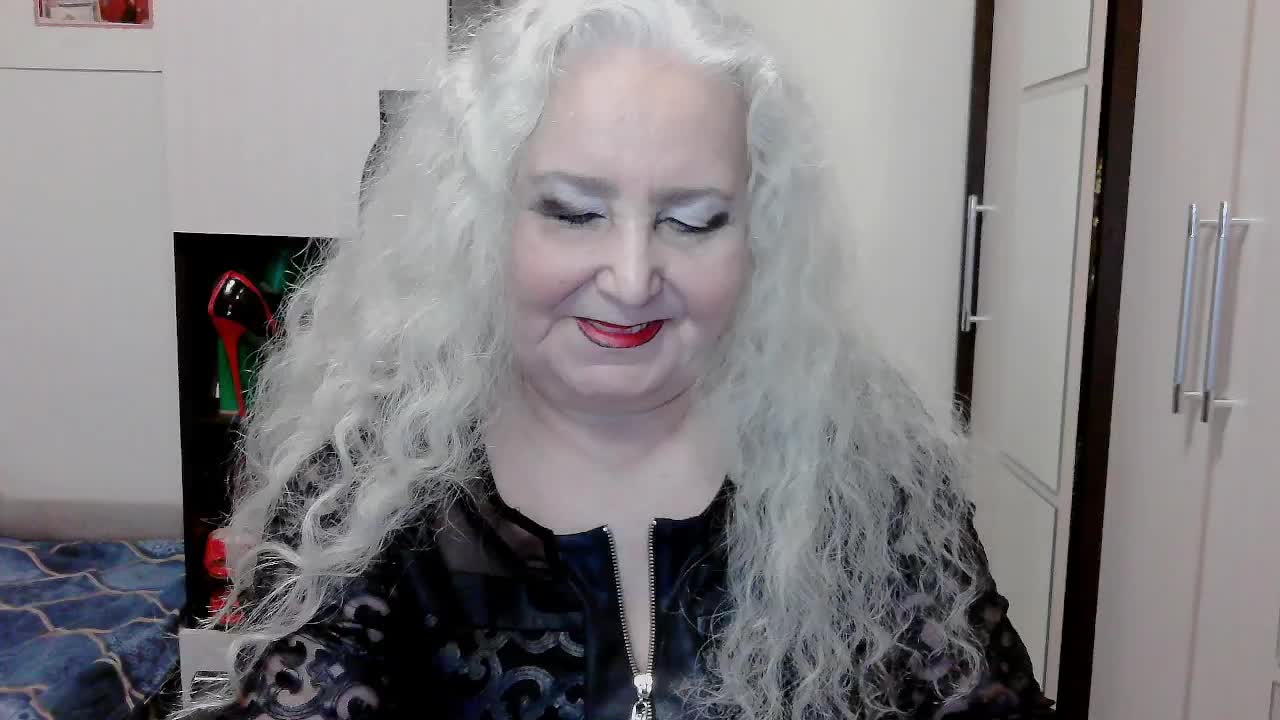 GrannyWants Adult Chat November 9, 2025