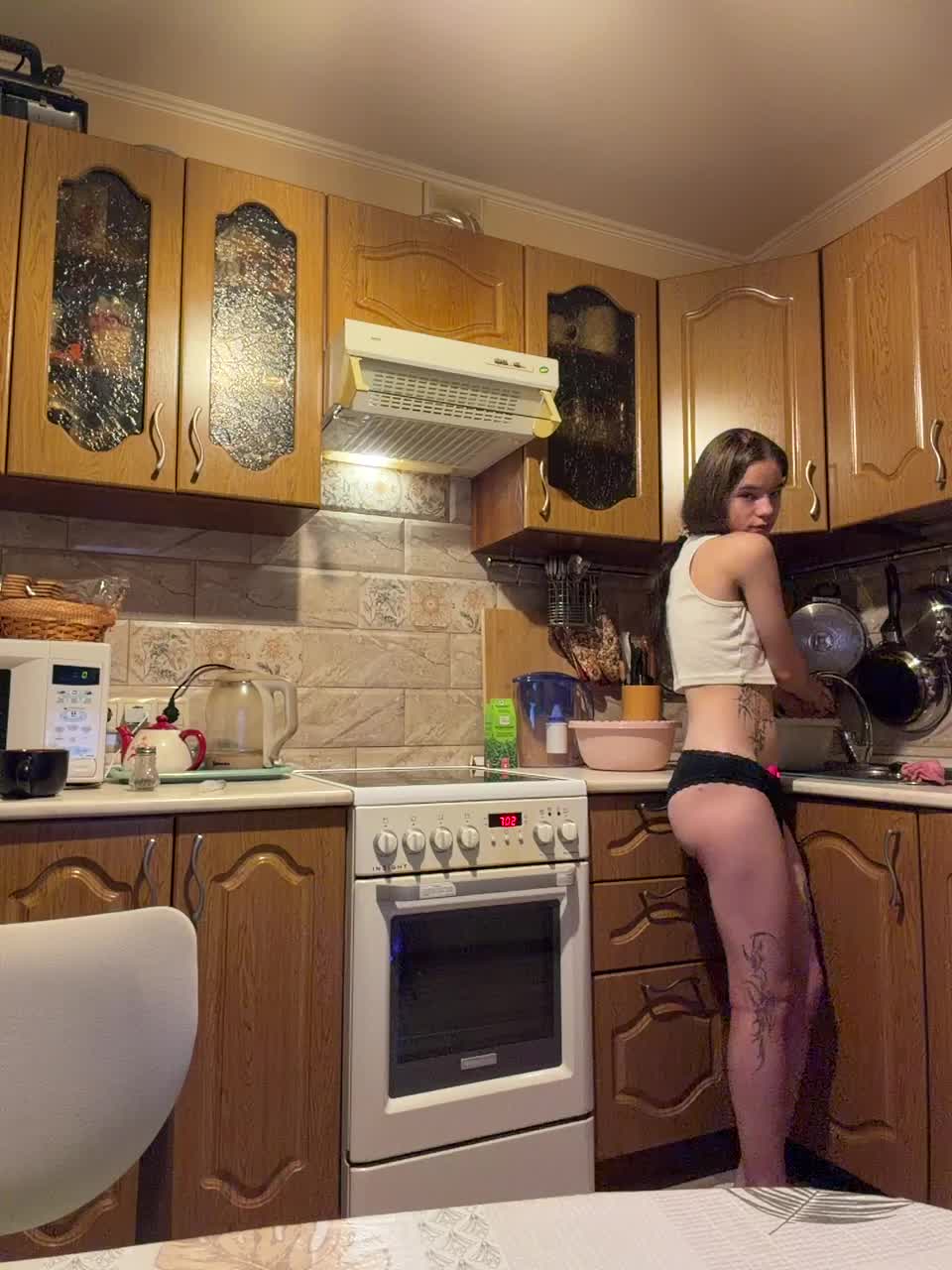 KikiSoHigh Adult Chat November 9, 2025