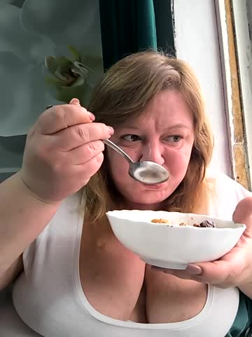 jusichka Adult Chat November 9, 2025