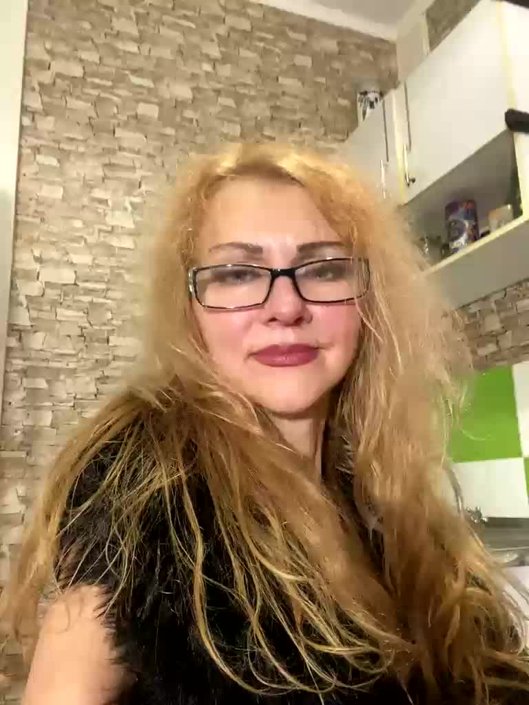 Ritia Adult Chat November 10, 2025