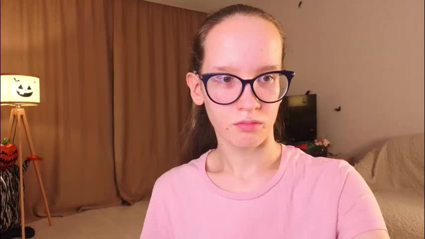 lynettebails Adult Chat November 10, 2025