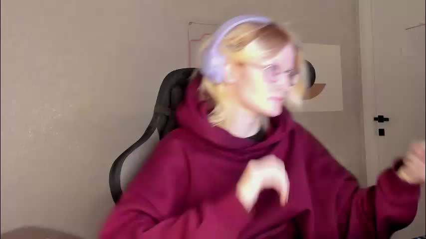 elizabeth_harpper Adult Chat November 10, 2025