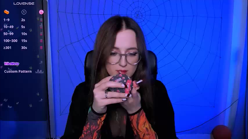 luna_berryy Adult Chat November 10, 2025