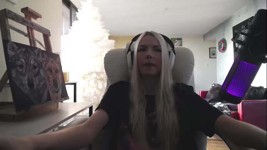 tinykylie Adult Chat November 10, 2025