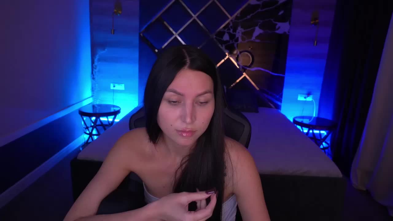 EliseVelour Adult Chat November 10, 2025