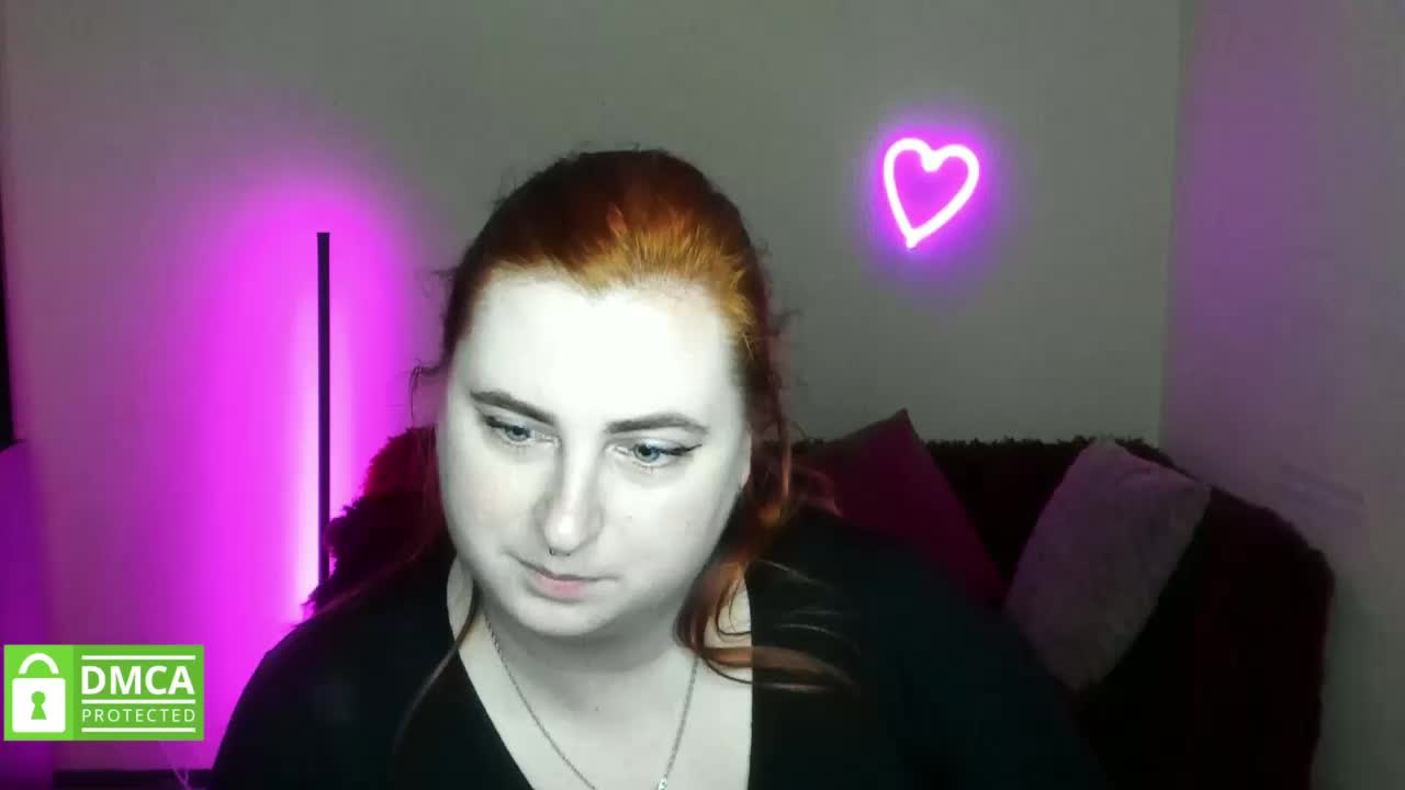 Aliciaredluv Adult Chat November 10, 2025