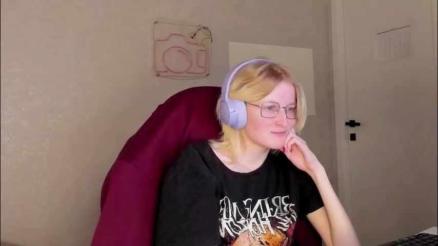 elizabeth_harpper Adult Chat November 10, 2025