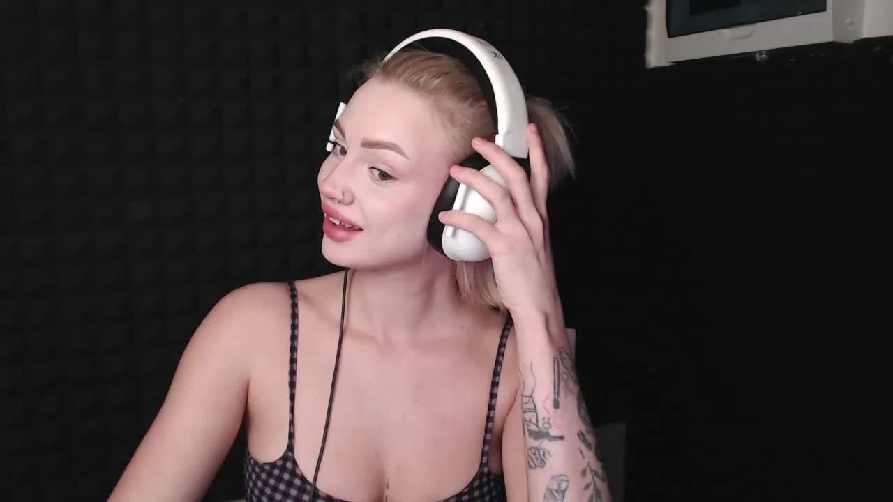 Ice-hot Adult Chat November 10, 2025