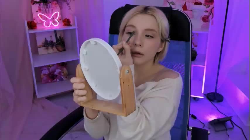 aurorawrenfield Adult Chat November 10, 2025