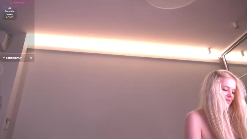 nicoledurham Adult Chat November 10, 2025