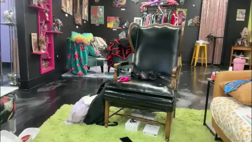 matchingtracksuits Adult Chat November 10, 2025