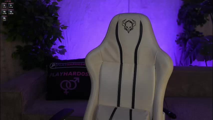 kira0541 Adult Chat November 10, 2025