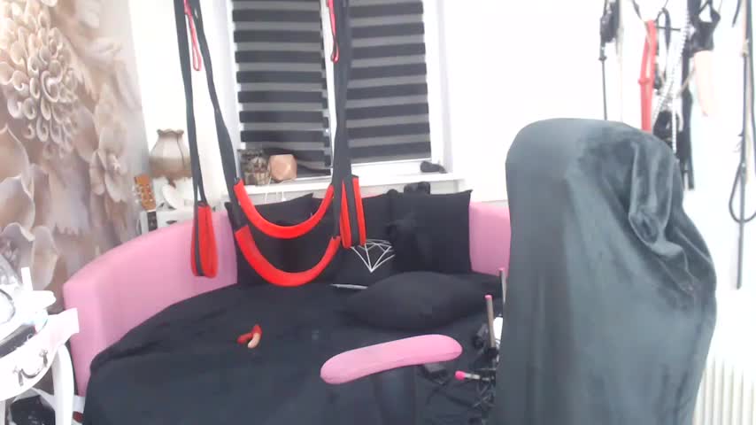 MISSwithDOLLS Adult Chat November 10, 2025