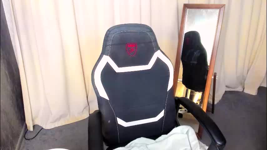 avrora_shy_ Adult Chat November 10, 2025