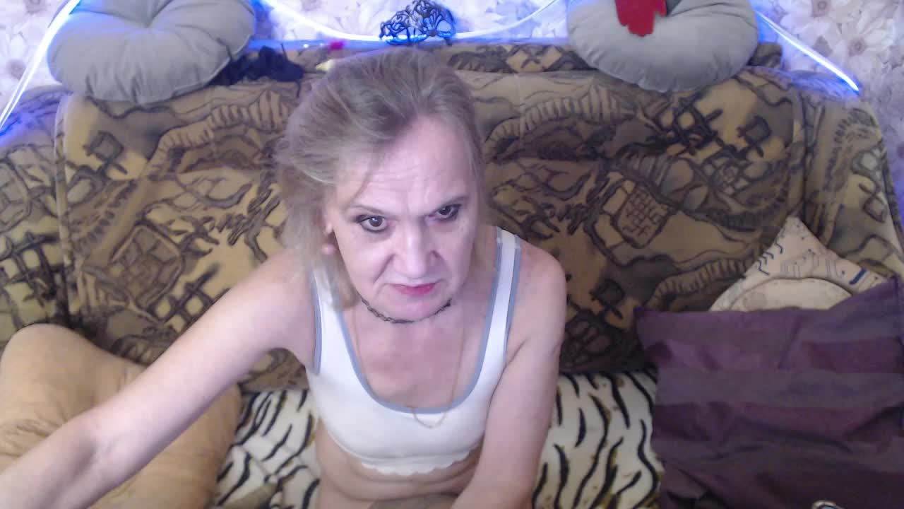 miss-bekker23 Adult Chat November 10, 2025