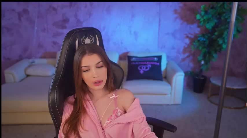 kira0541 Adult Chat November 10, 2025