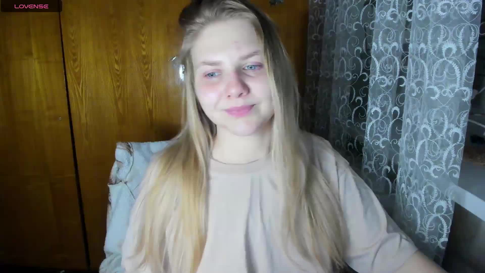 Emma-Frizea Adult Chat November 10, 2025