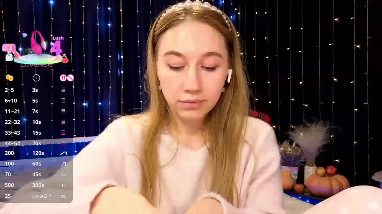 kiskaWEDNESDAY Adult Chat November 10, 2025