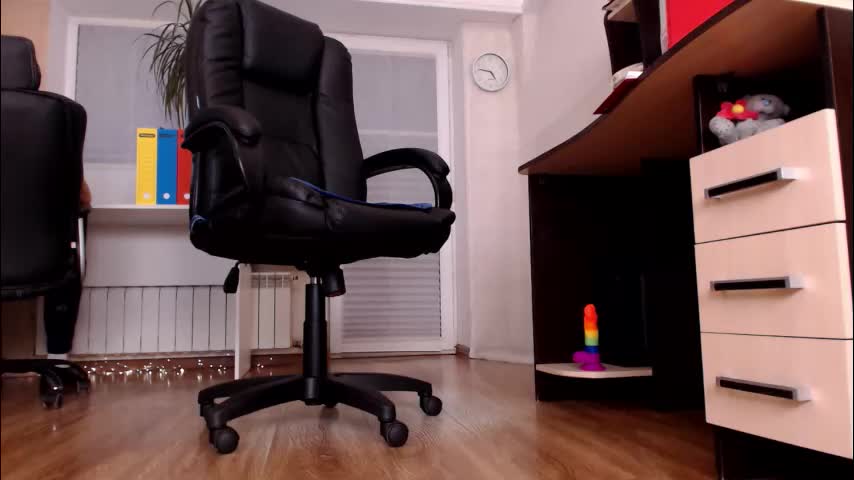 hottdoll611 Adult Chat November 10, 2025