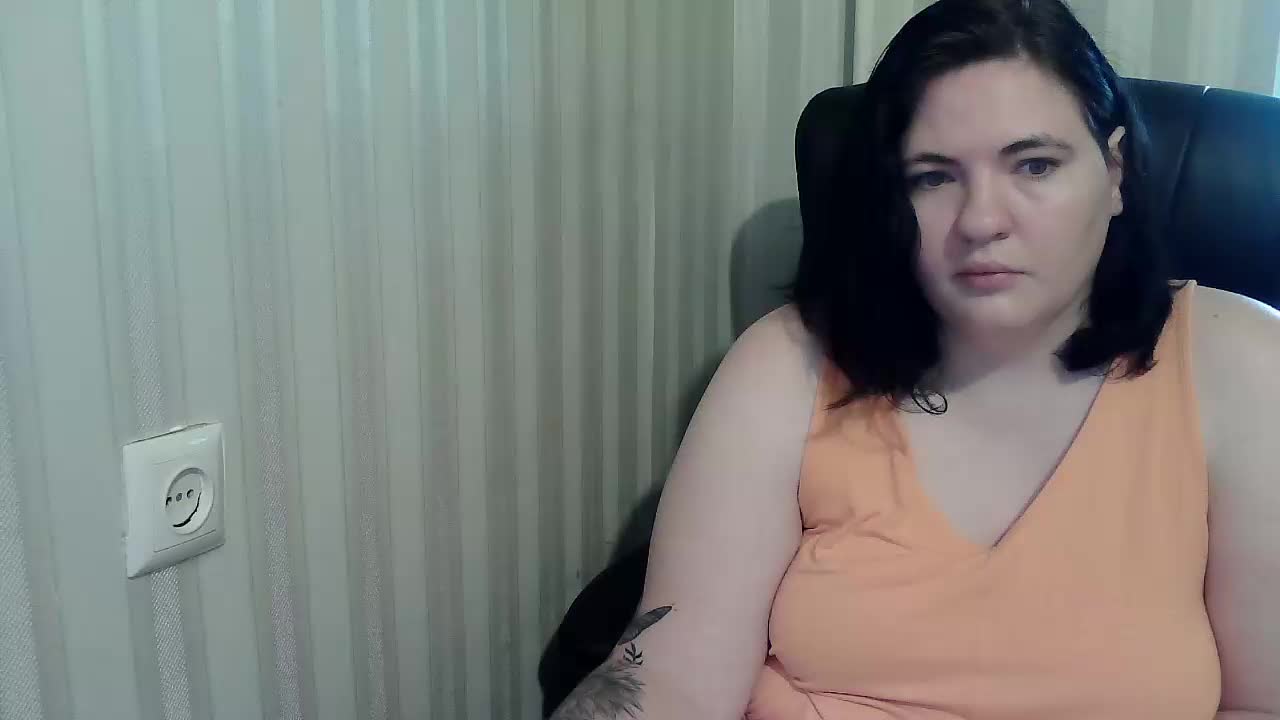 XLisaBlueX Adult Chat November 10, 2025