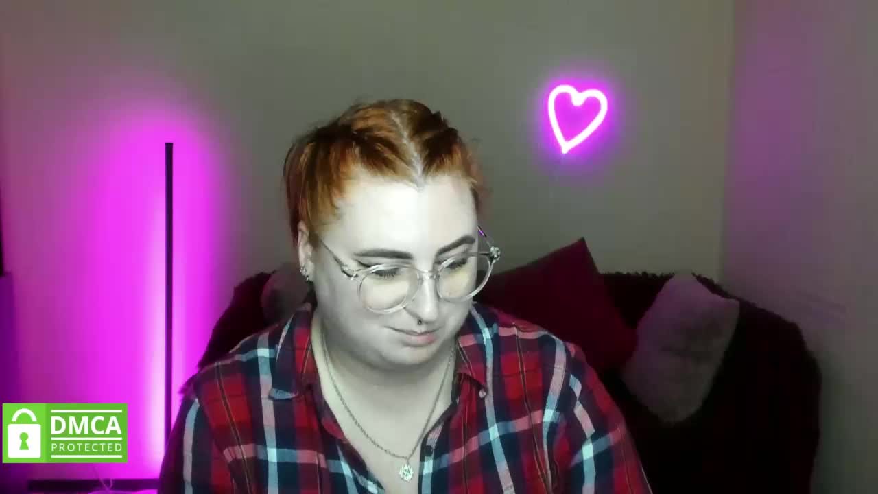 Aliciaredluv Adult Chat November 10, 2025