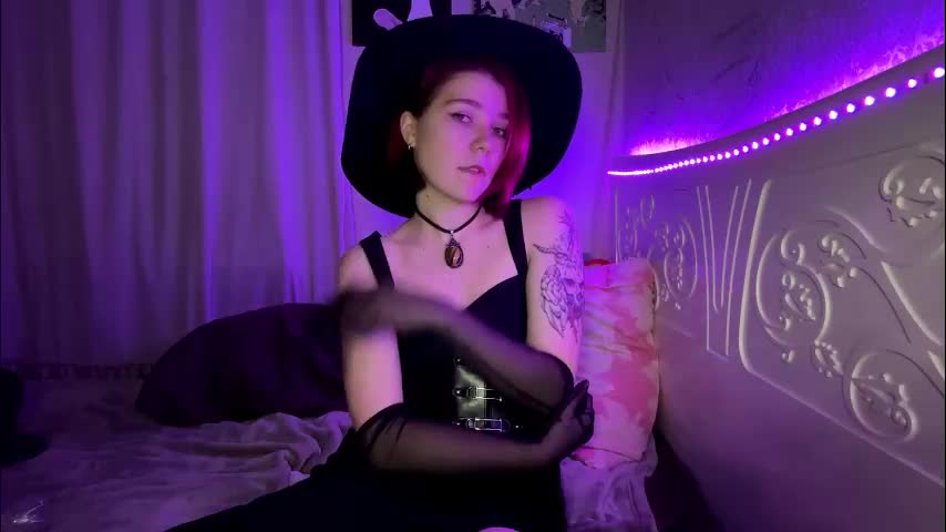 lornablatchley Adult Chat November 10, 2025