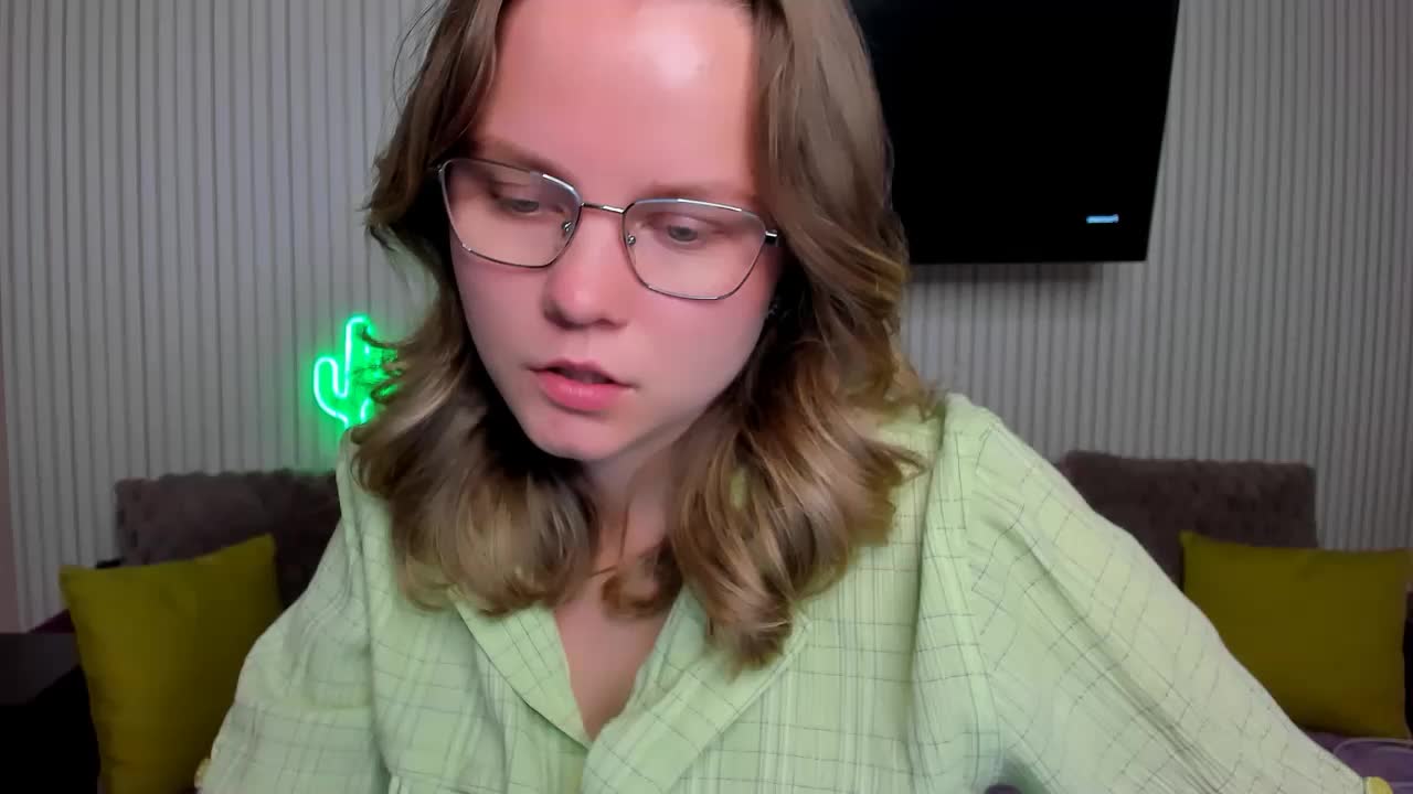 milalapka Adult Chat November 10, 2025