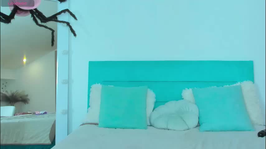 natural_meri_ Adult Chat November 10, 2025