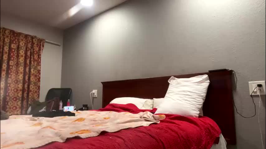 kibrombariu45 Adult Chat October 31, 2025