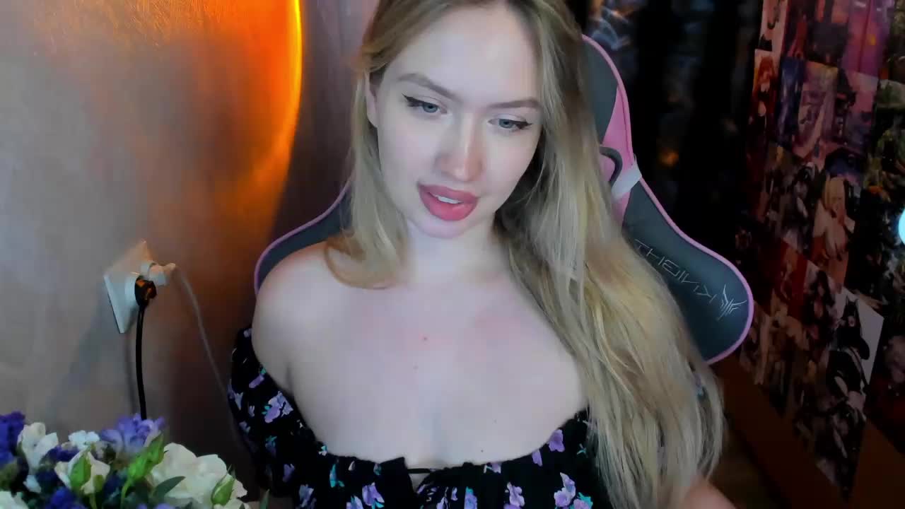 NicoleRicci Adult Chat November 11, 2025