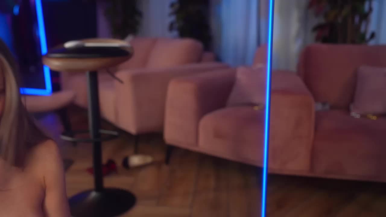 EvaFashionista Adult Chat November 11, 2025