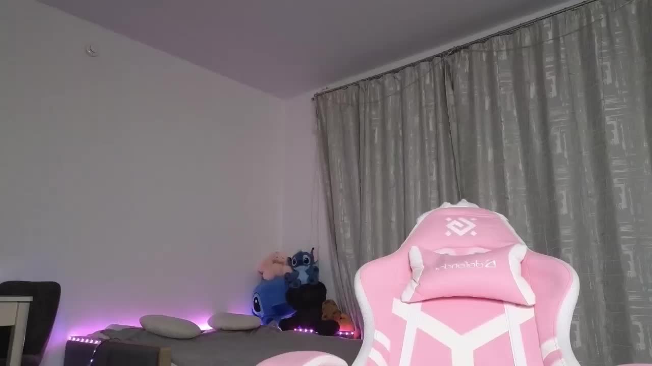 Eva--queen Adult Chat November 11, 2025