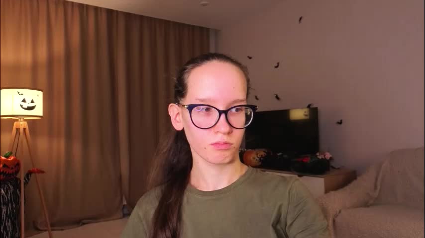 lynettebails Adult Chat November 11, 2025