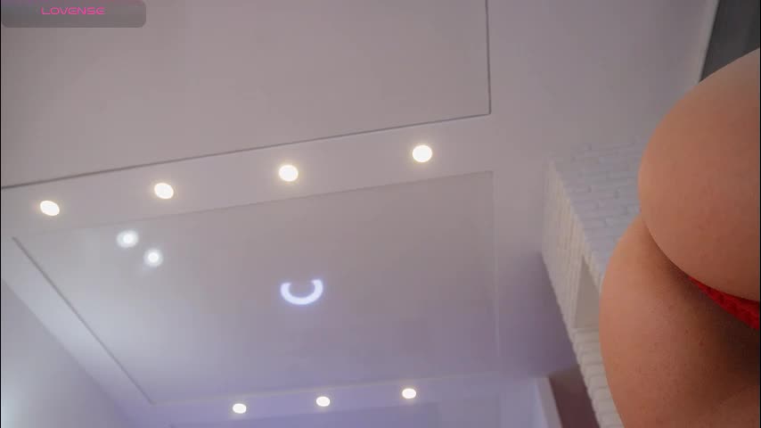 kellyisclose Adult Chat November 11, 2025