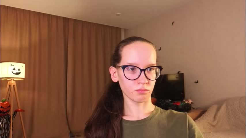 lynettebails Adult Chat November 11, 2025