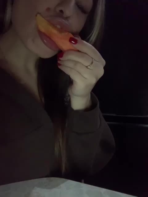 Polichkaaaa Adult Chat November 11, 2025